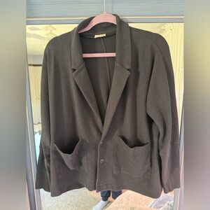 Pact Dark Grey blazer made with 100% organic cotton